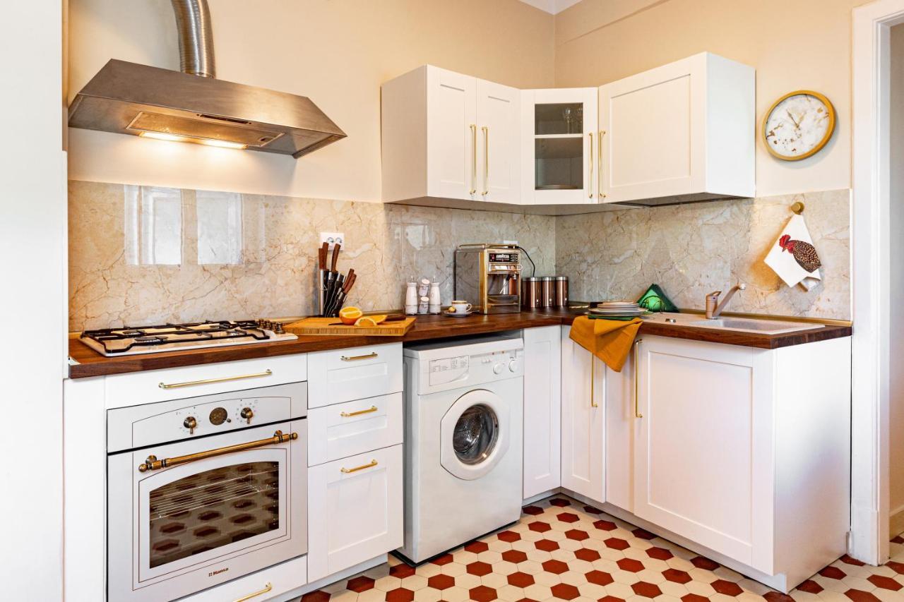 Qult - The Renaissance Affair Apartman Bukarest Kültér fotó