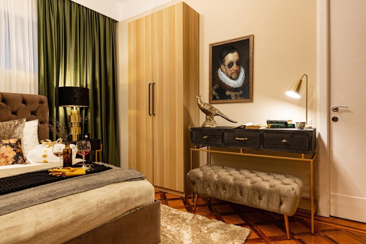 Qult - The Renaissance Affair Apartman Bukarest Kültér fotó