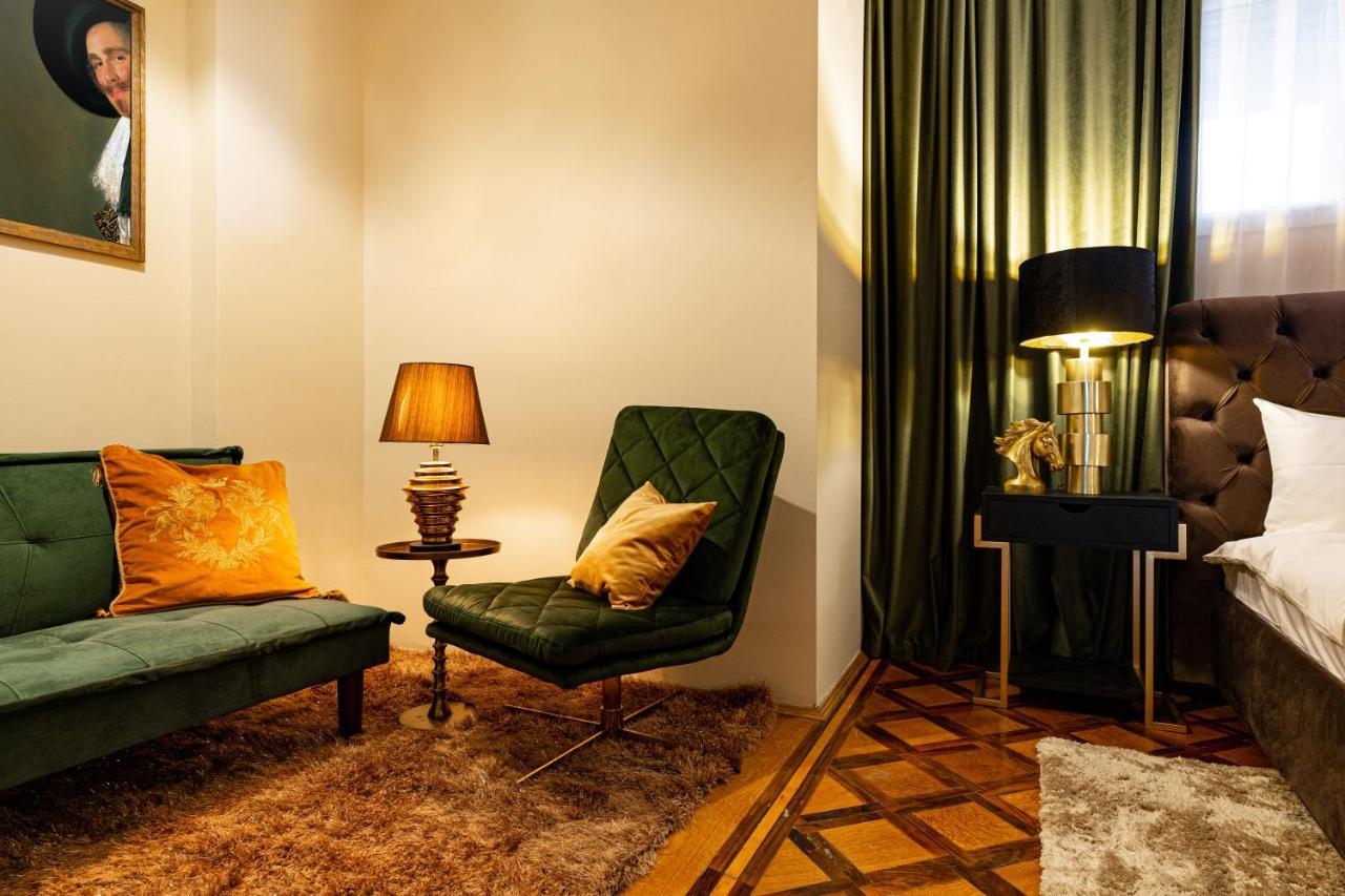 Qult - The Renaissance Affair Apartman Bukarest Kültér fotó